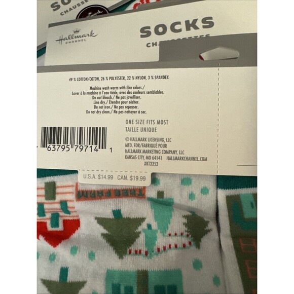 3 Pair! HALLMARK CHANNEL ON ALL MY WORRIES GONE Christmas Socks One Size Crew - Picture 3 of 3